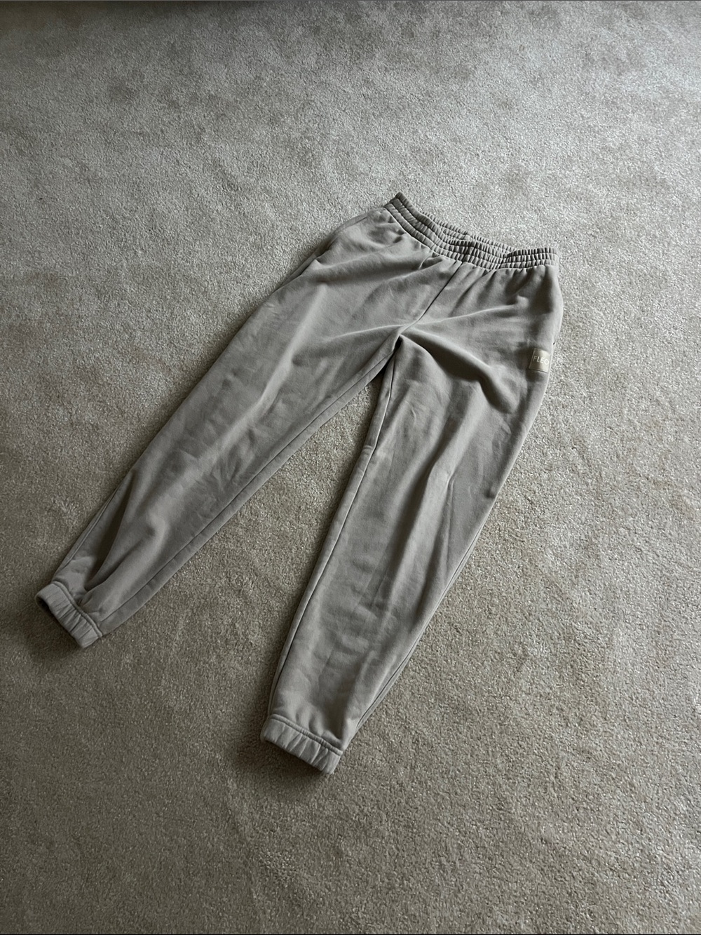 Fleo Women's Track Joggers - Light Taupe